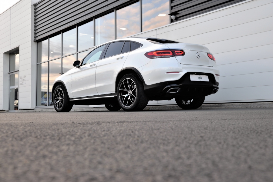 Mercedes GLC COUPE 220D 4MATIC AMG LINE LAUNCH EDITION 9G-TRONIC
