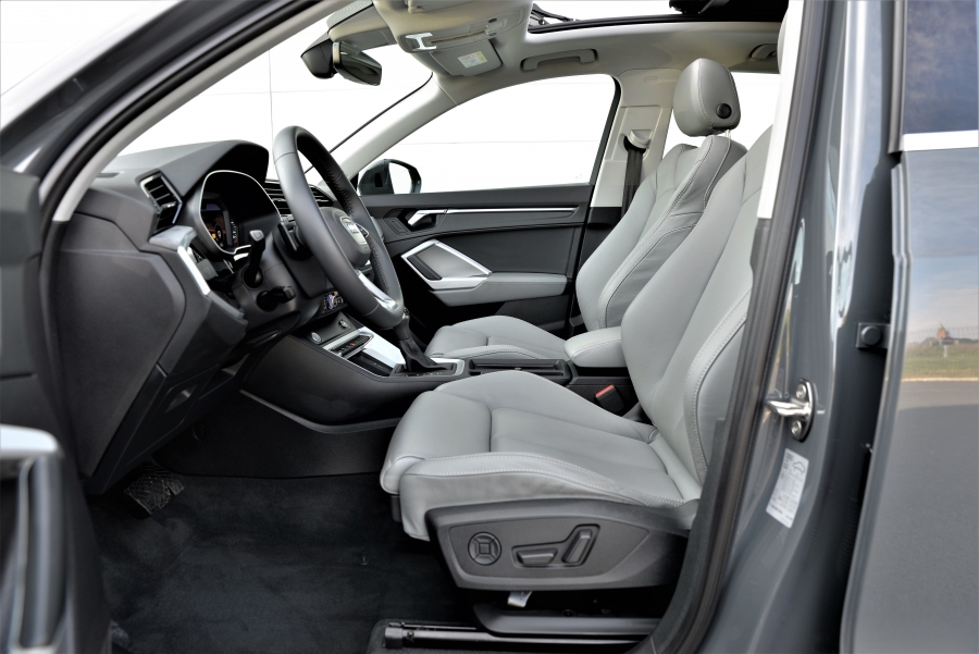 Audi Q3 35 TDI 150 DESIGN LUXE S-TRONIC 7