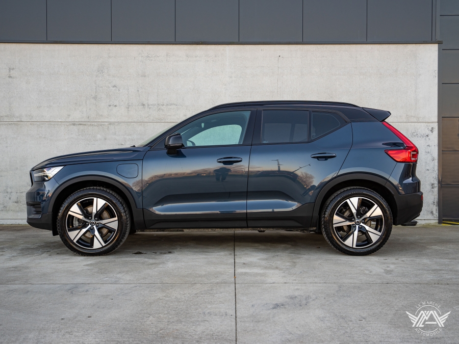 XC40 T4 Recharge 211 ch  R-DESIGN DCT 7